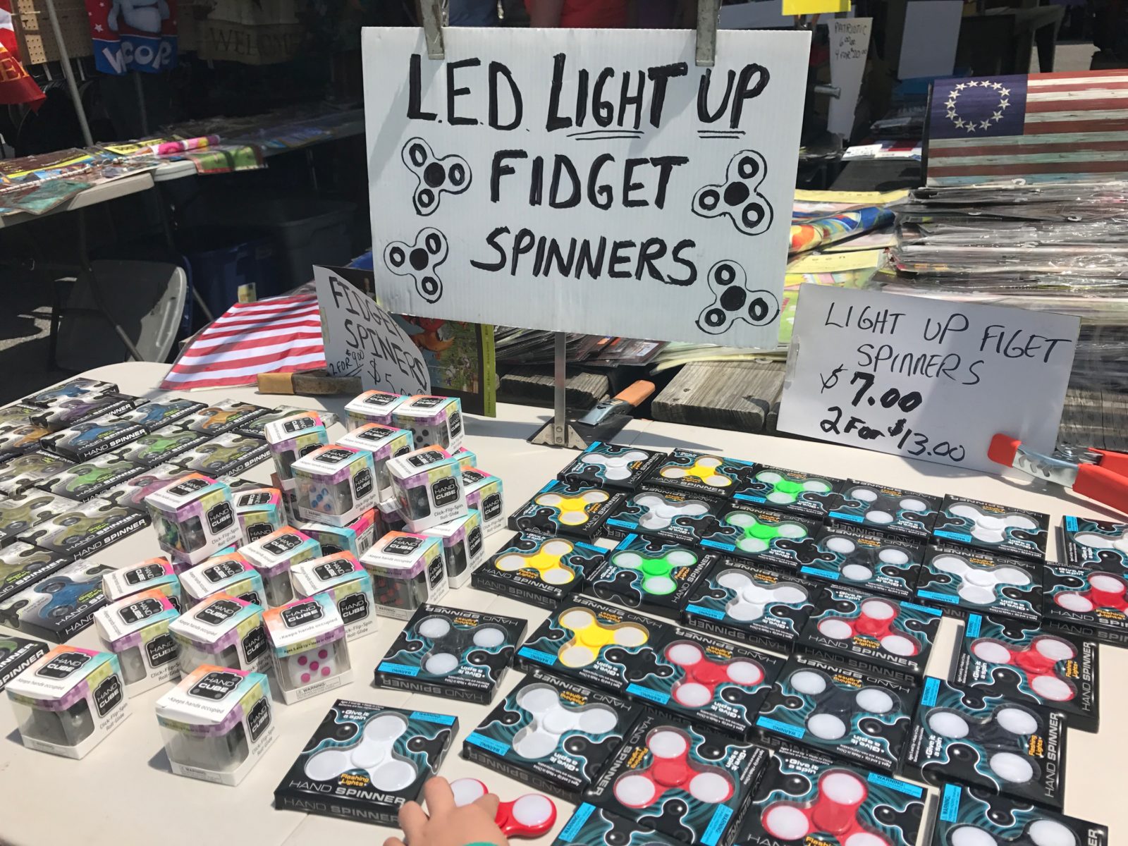 stores that carry fidget spinners