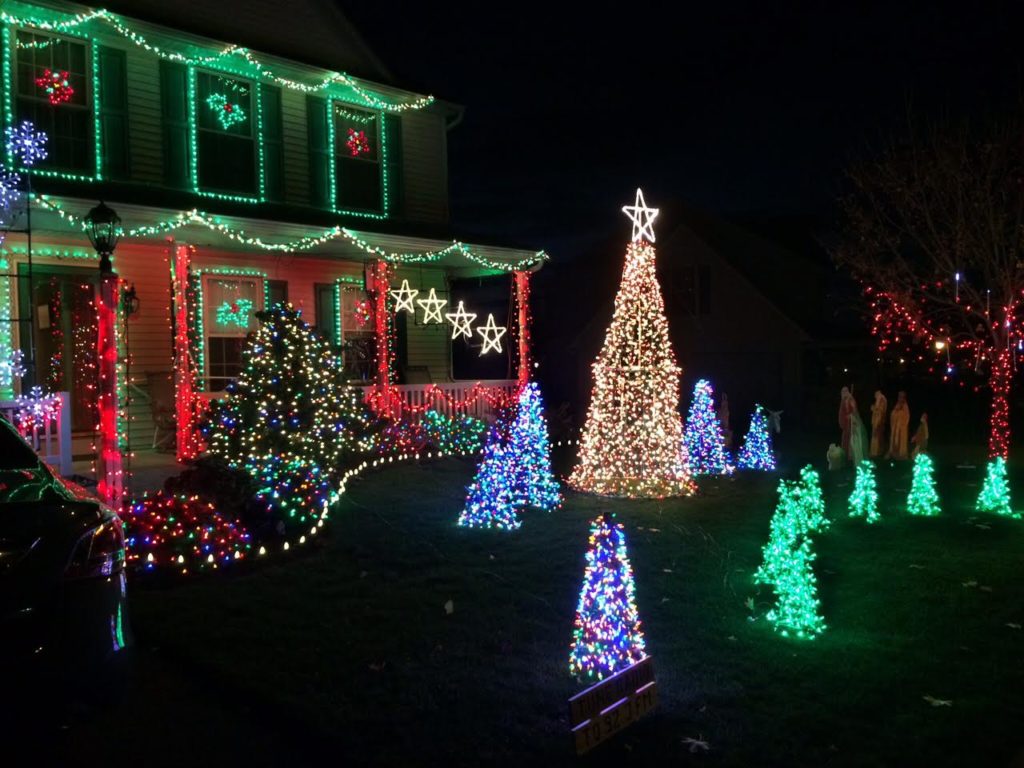 Christmas Light Shows in (or near) Lancaster - Frugal Lancaster