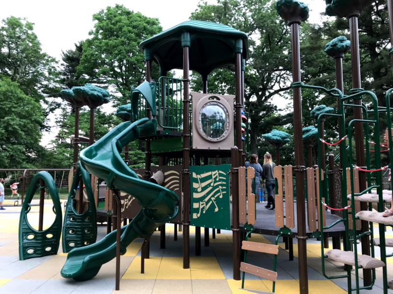 Long's Park New Playground (No More Wooden Playground) - Frugal Lancaster